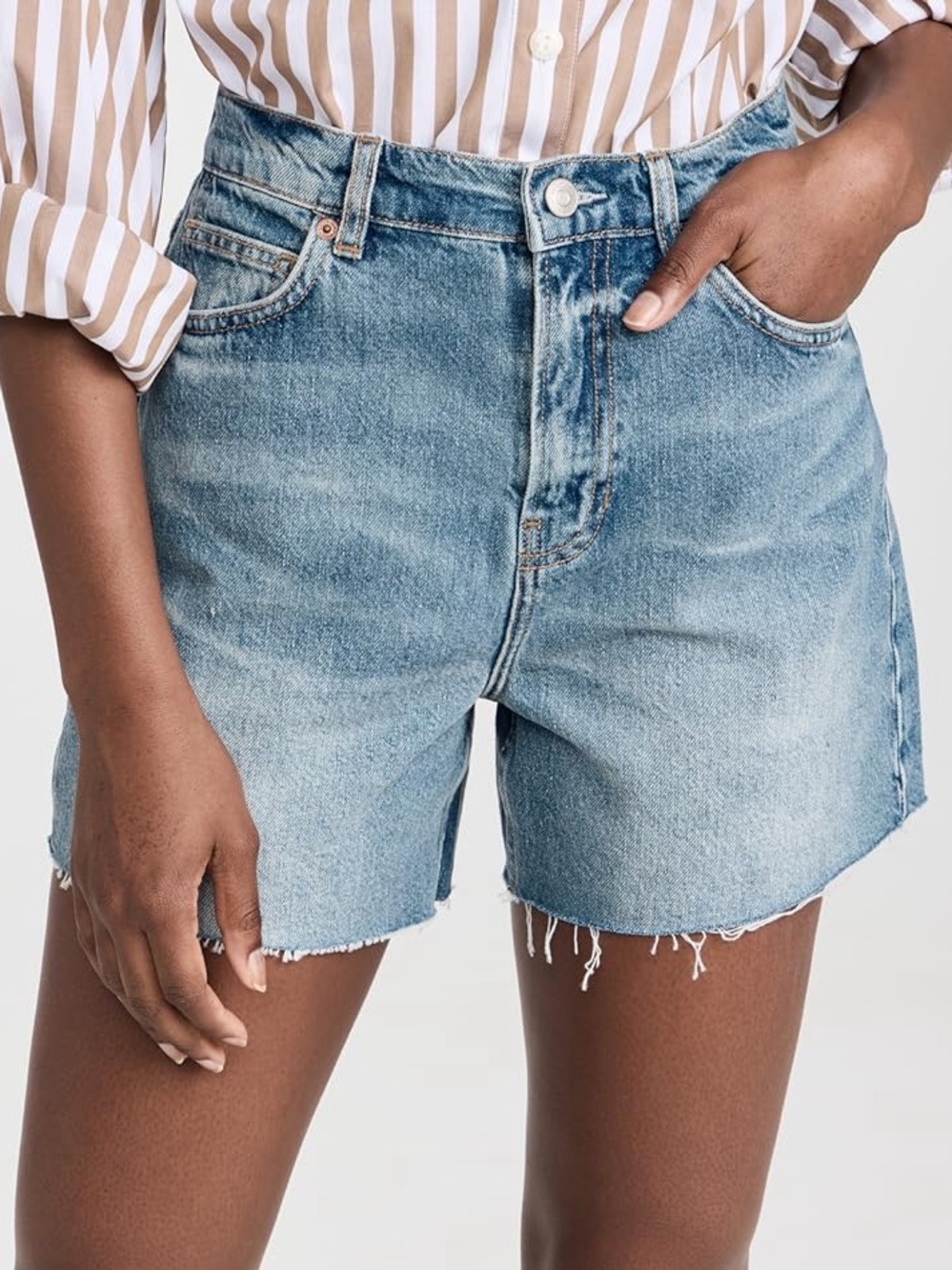 NWT Reformation Wilder High Rise Relaxed Jean Shorts in Galway